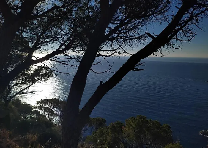 Xalana Con Terraza Y Magnificas Vistas Al Mar * Girona