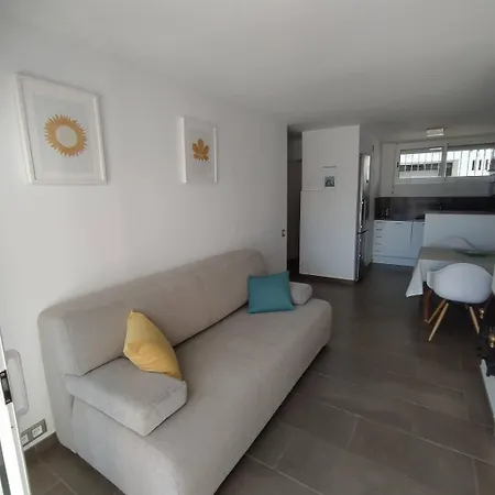 Xalana Con Terraza Y Magnificas Vistas Al Mar Girona