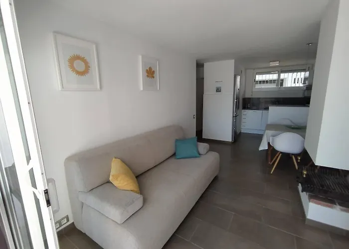 Xalana Con Terraza Y Magnificas Vistas Al Mar Girona