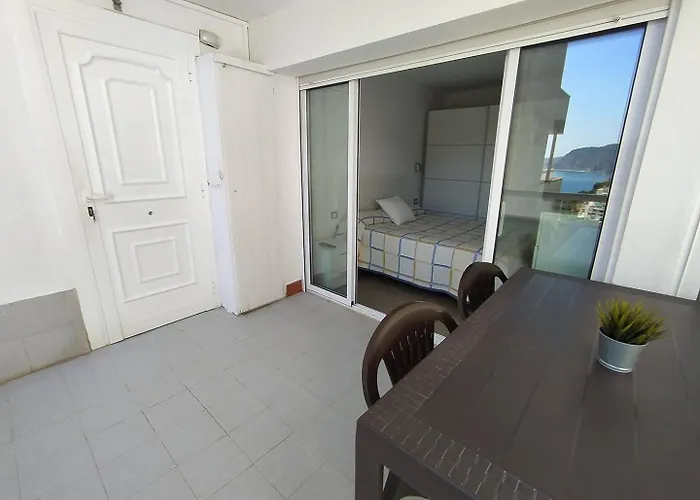 Appartamento Xalana Con Terraza Y Magnificas Vistas Al Mar Girona